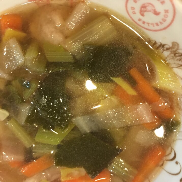 小松菜とにんじんと大根とねぎのスープ